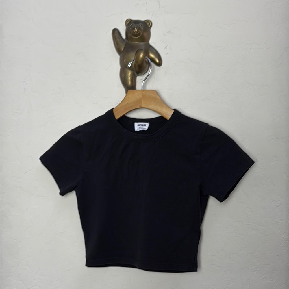 5 for $25🌈Cotton On black cropped Tee women’s size xxs